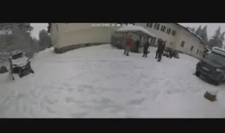 Нови записи: Калушев пристига, а Пламен, Дечо и Ивей коленичат с поклони към него