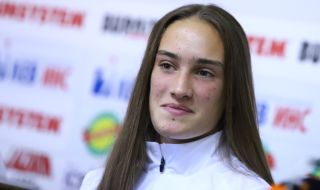 Денислава Глушкова стигна до първия финал в кариерата си