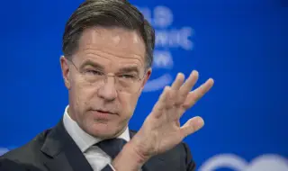 Генералният секретар на НАТО за Гренландия: Работим зад кулисите