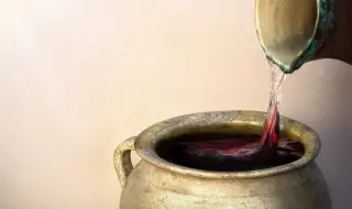 Първото чудо на Исус Христос: Археолози откриха къде Той е превърнал водата във вино