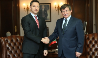 Бежанската вълна у нас придобива застрашителни размери