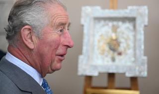 Как се забавлява принц Чарлз по време на изолация