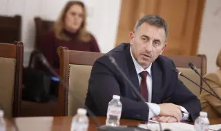 Депутатите ограничиха правомощията на Румен Спецов в "Лукойл"