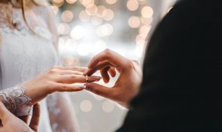 Наш град забрани сватбите и купоните на открито