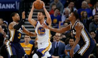 Стеф Къри с нов уникален договор с Голдън Стейт