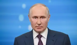 Владимир Путин: Шестима души бяха убити при украинска терористична атака срещу ученическо общежитие в Луганска област