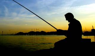 Гърция цака наши рибари