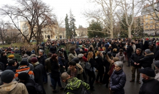 Стотици артисти протестираха срещу избора на Слави Бинев