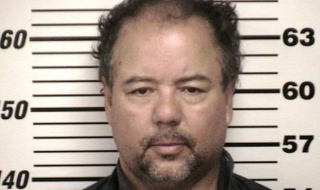 Извергът от Охайо се споразумя със съда за доживотна присъда