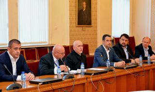 Министър Събев: Създаваме условия за възход на въздушната индустрия