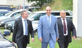 Цветанов отказал полицейска регистрация