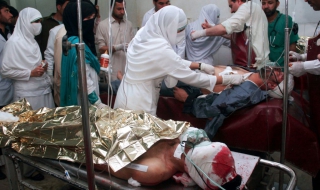 Самоубийствен атентат в Пешавар