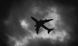 Сирийската частна авиокомпания "Чам Уингс" спира полетите си до Минск