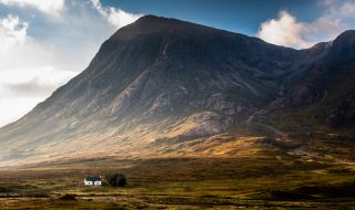 Това е най-изолираната къща на света (ВИДЕО)