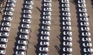 Спецпрокуратурата разследва служители на МВР за измама с пари за служебни коли