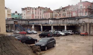 Собственик на терен от 893 кв. м. в района на "Дупката" в центъра на Варна поиска замяна