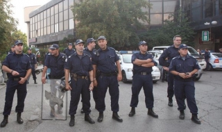 Амнести Интернешънъл към България: Спрете насилието срещу ромите!