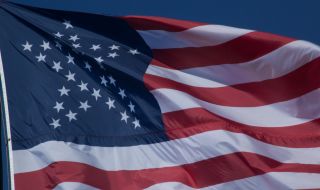 САЩ искат Гърция да изпрати оръжие и бронирана техника в Украйна