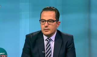 "Възраждане" срещу Кирил Петков: Държавата отново абдикира