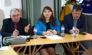 Проф. Михайлов: Живеем в страна, в която се събират капачки за кувьози, къде е държавата