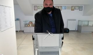 Николай Златарски от "Има такъв народ": Гласувам за нещо ново, нещо различно