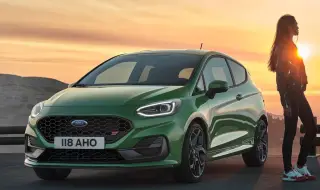 Ford връща наточената Fiesta ST, но готви и още по-мощен RS вариант