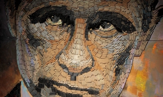 „Лицето на войната“, или портрет на Путин от 5000 гилзи