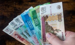 Най-скъпата рубла за последния месец