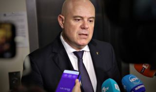 Гешев поздрави прокурорите и следователите за избора на членове на ВСС