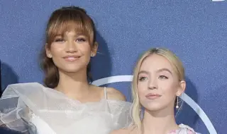 Актриса от "Еуфория" проговори за конфликта между Сидни Суини и Зендая