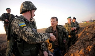 Нови жертви и спец операции в Източна Украйна