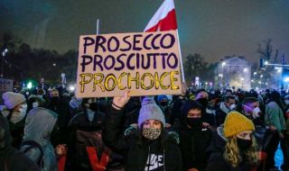 Пореден протест в Полша срещу почти пълната забрана на абортите 