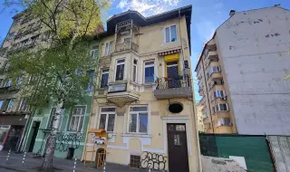 Васил Терзиев поиска връщането на статут на недвижими културни ценности на 17 сгради в центъра на София