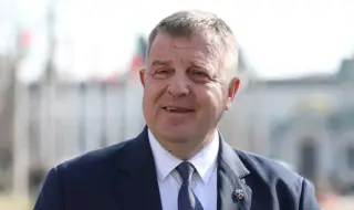 Красимир Каракачанов: Няма как да имаме славна армия, когато държавата е в окаяно положение