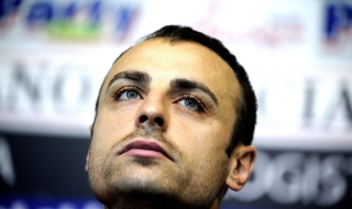 Бербатов ще играе срещу Манчестър Сити