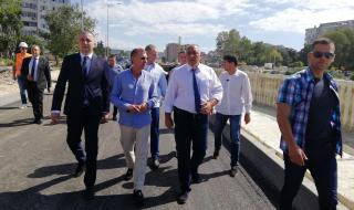Борисов на новия булевард във Варна: Скарах им се, до 3-4 месеца ще го завършат