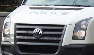 Микробус и фадрома се удариха в Русенско