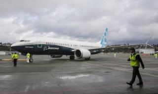 Boeing спира самолети от полет