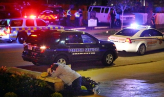 Девет убити при стрелба в църква в Южна Каролина