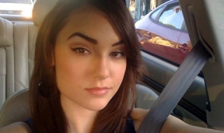 Порнозвезда съсипвала руския автопром