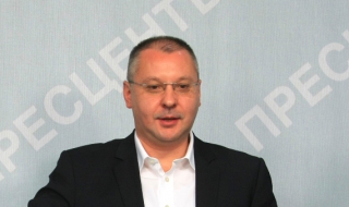 Станишев: ГЕРБ се опитват да купуват депутати