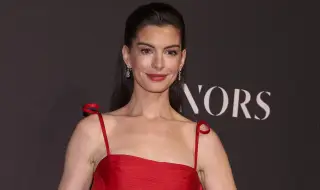 „Време е за кино и шикозни тоалети“ - Ан Хатауей приканва да се потопим в „Дяволът носи Прада 2“