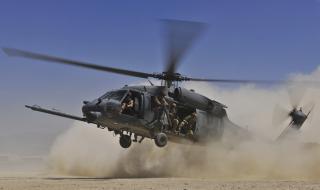 САЩ подариха на Албания бойни хеликоптери (ВИДЕО)