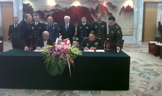 Подписахме с Китай меморандум за разбирателство в отбраната