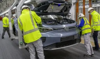 Собствениците на гиганта Volkswagen настояват за радикална чистка