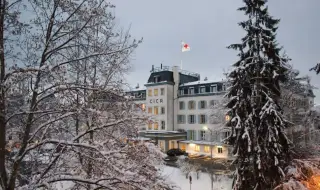 Украйна критикува “неутралитета” на Червения кръст 