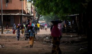 Убиха над 30 души при въоръжено нападение в Мали