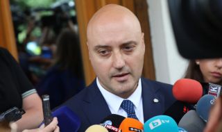 До края на седмицата правосъдният министър атакува Сарафов пред ВАС