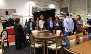 Мебелите живеят в Светът на Мебелите