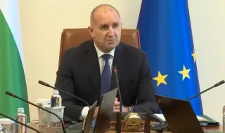 Румен Радев: Отхвърляме практиката на сглобките решения да се вземат зад гърба на българските граждани